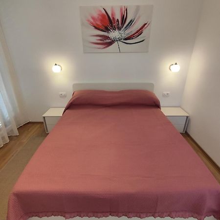 Apartmani Malo More Seline Buitenkant foto