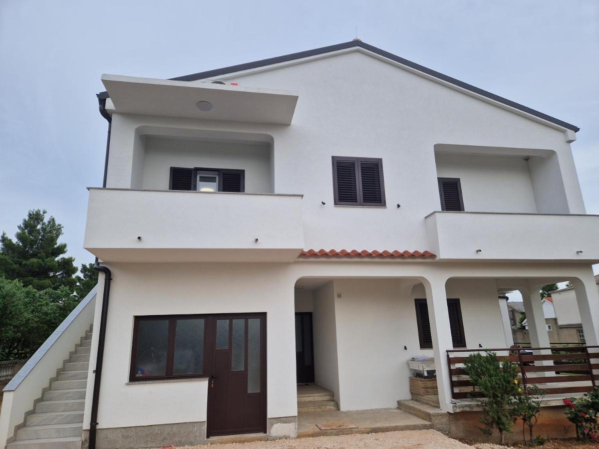 Apartmani Malo More Seline Buitenkant foto