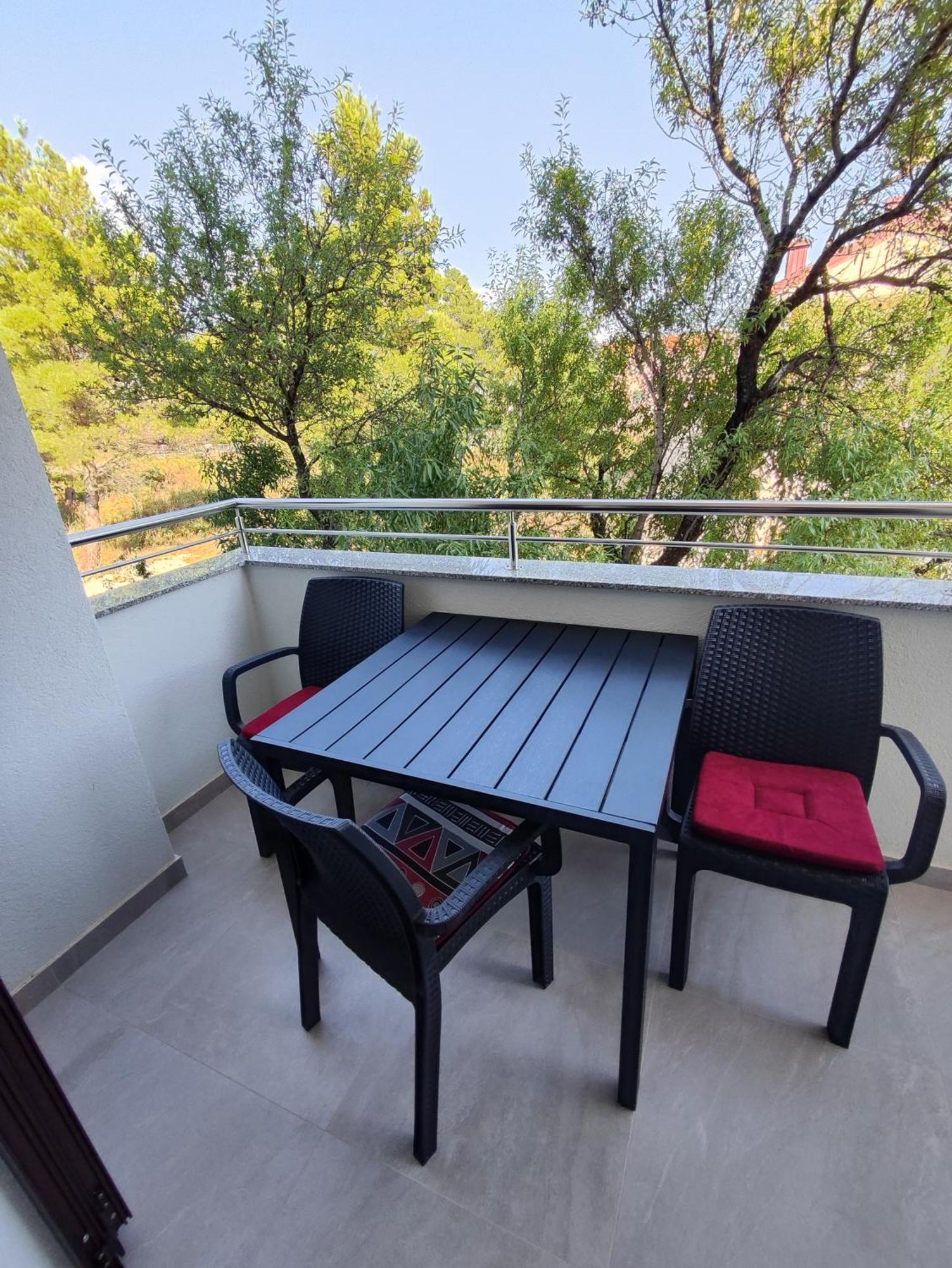 Apartmani Malo More Seline Buitenkant foto