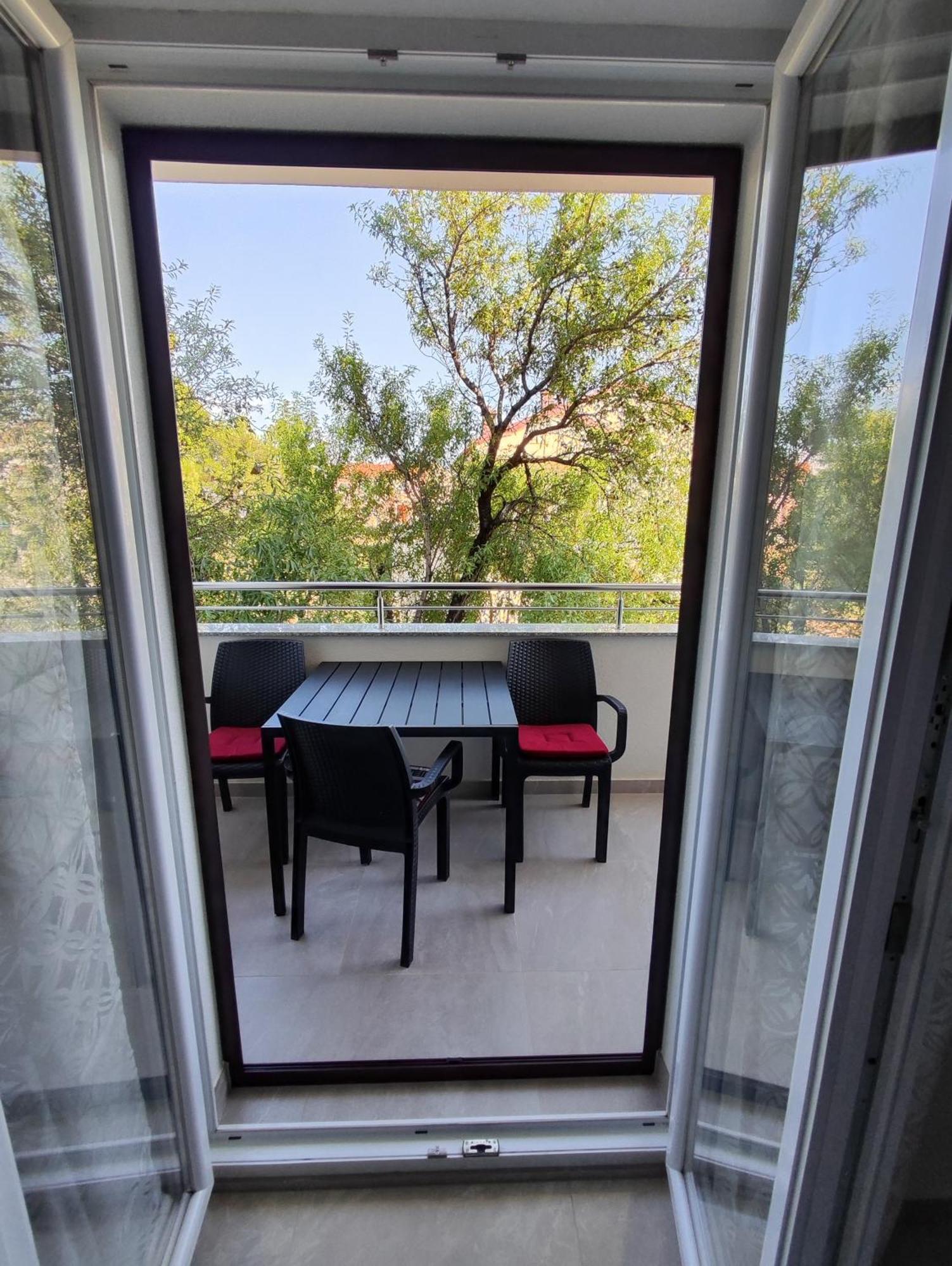 Apartmani Malo More Seline Kamer foto